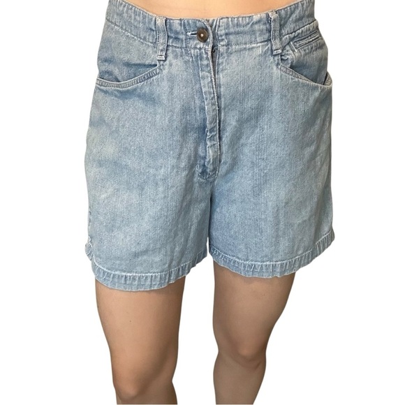 Vintage 90s Denim Jean Shorts Light Blue Cotton Modest Size 7/8 Medium 28 Waist - Picture 2 of 7